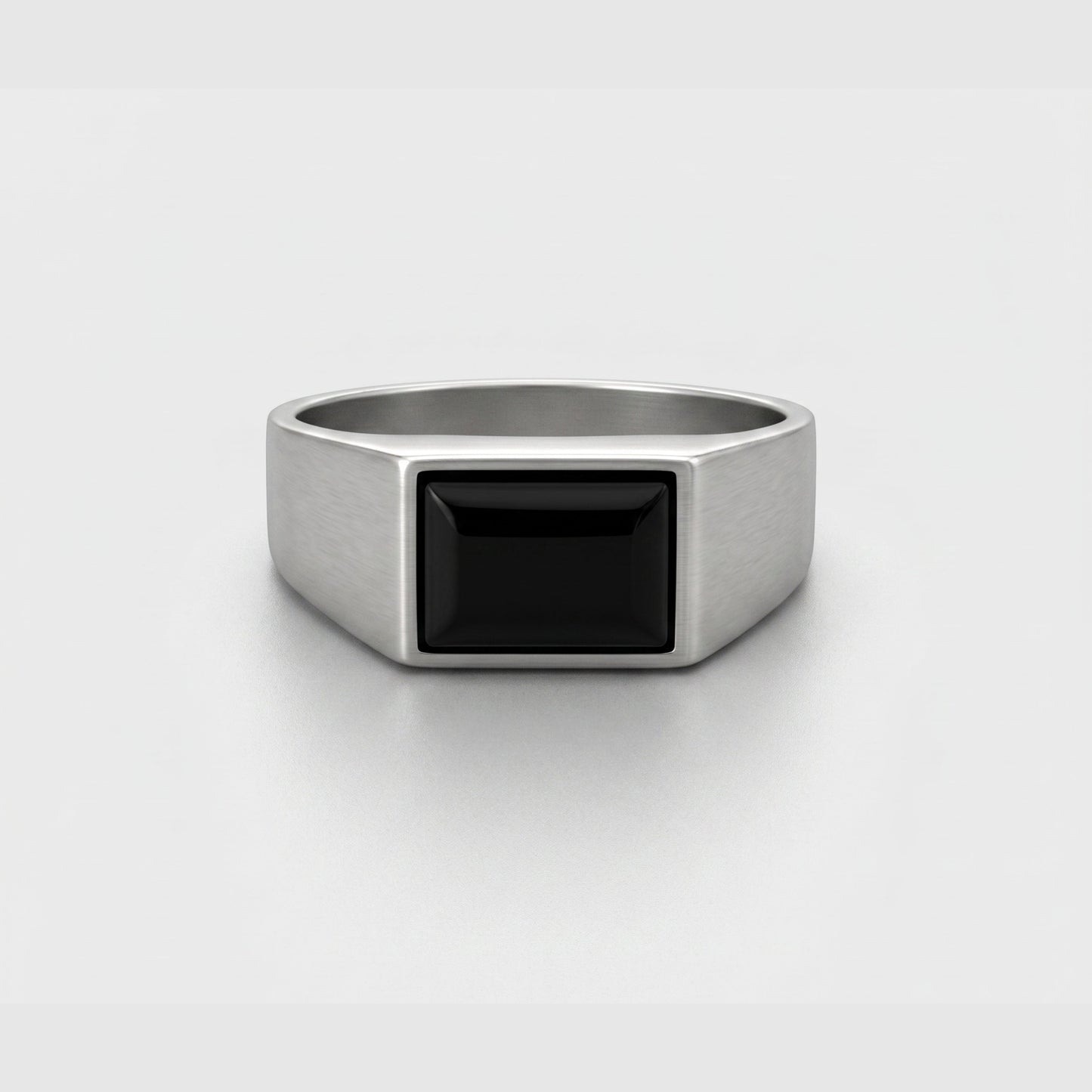 Anello Chevalier Quadrato con Pietra Nera